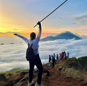 Sunrisetrekking mountbatur